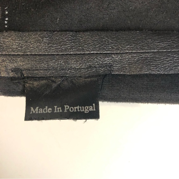 Woman’s black faux leather fit and flare skirt with cut out design size small - Picture 10 of 16